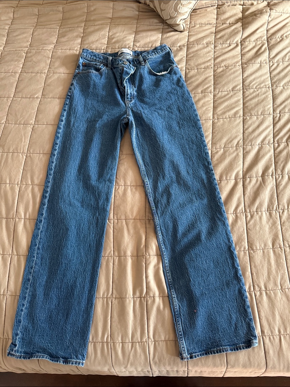 Abercrombie & Fitch Women's Blue Straight Jeans - long